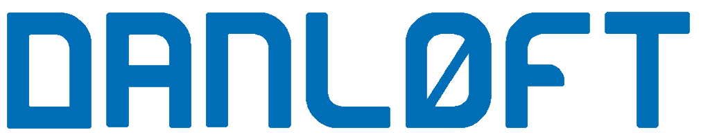 Dantech Service, tekniker udfører service på kran, løftegrej m.m.